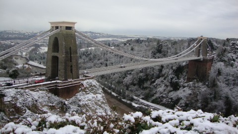 Snow chaos: Region returns to work – but faces delays