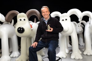 Bristol’s innovative Gromit Unleashed project on track as first statues arrive in city