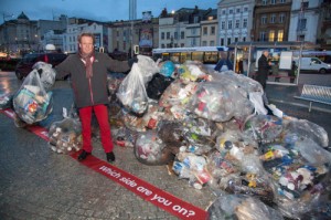Mayor aims to slash Bristol’s £5m rubbish bill by calling on litter louts to show ‘a bit of respect’