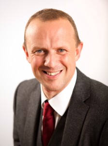 Smith & Williamson team’s double deal clinches world football memorabilia victory for UK retailer