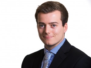 LSH recruits graduate surveyor to Bristol lease advisory team