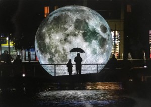 Bristol artist’s Moon sculpture stars in 50th anniversary of Apollo landing celebrations